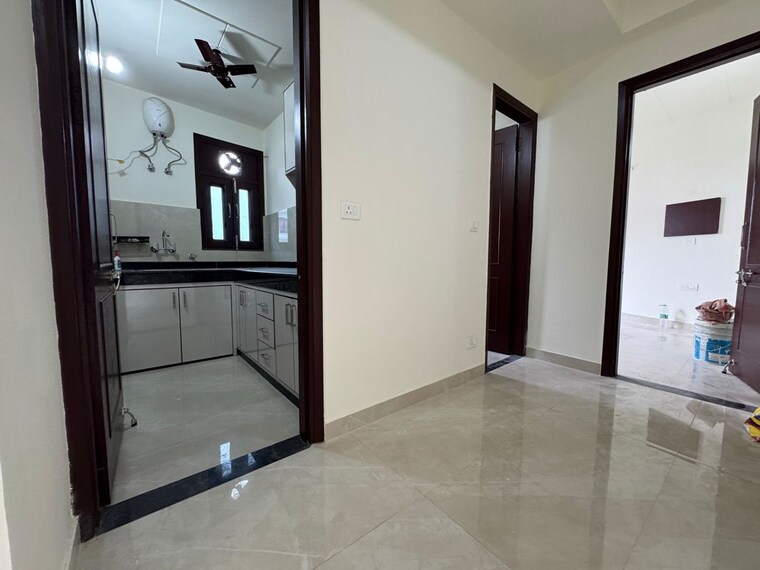 Room, palm-residency-chhatarpur 1 Bedroom 550 Sq.Ft. Apartment In Chattarpur Delhi 10708606