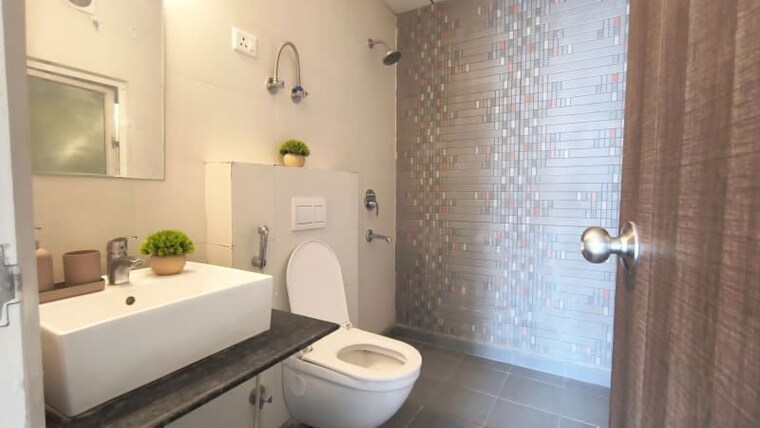 Bathroom, arihant-abode 3 Bedroom 1055 Sq.Ft. Apartment In Sector 10 Greater Noida Greater Noida 10708585