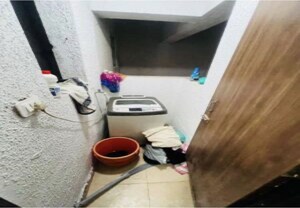 Team Area in 1 BHK Apartment at Mahavir Square, Manpada – for Rent