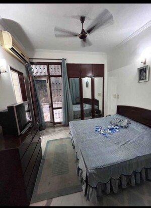 Bedroom in 2 BHK Builder Floor at East Of Kailash – for Rent