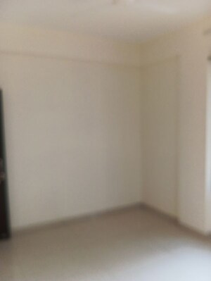 Room in 3 BHK Apartment at Nagpur Station – for Rent