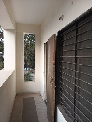 Building Lobby in 3 BHK Apartment at Nagpur Station – for Rent