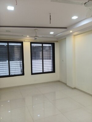 Room in 3 BHK Apartment at Nagpur Station – for Rent