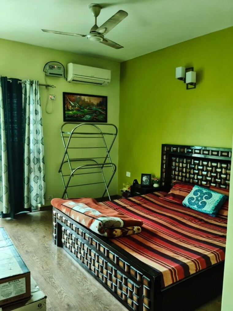 Bedroom, bptp-park-elite-floors 3 Bedroom 250 Sq.Yd. Builder Floor In Sector 85 Faridabad 10708636
