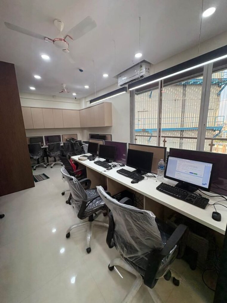 Team Area, wagle-estate Commercial Office Space 600 Sq.Ft. In Shivaji Nagar Thane 10708662