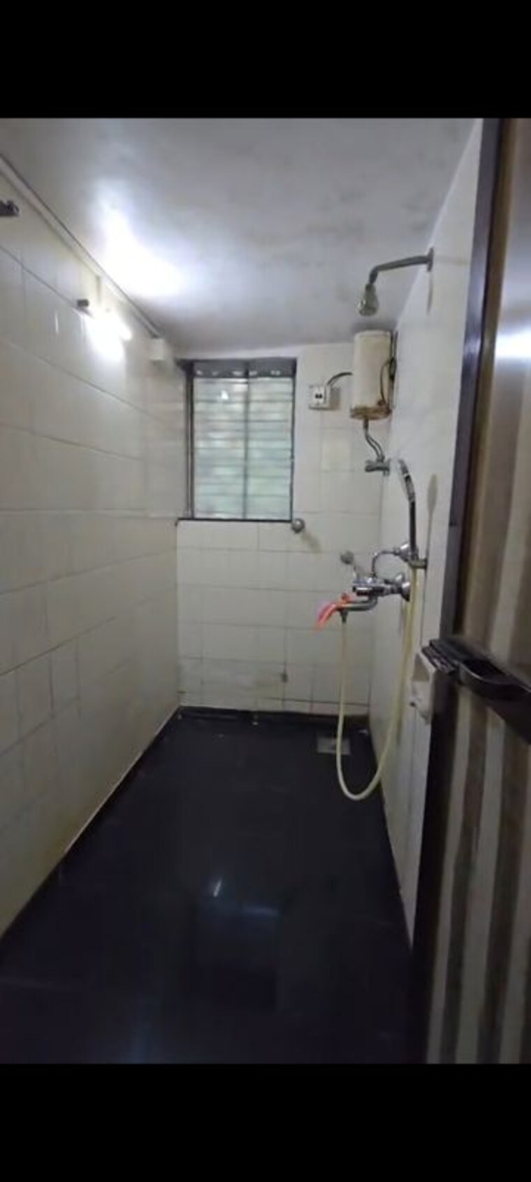 Attached Bathroom, chandrakant dhuru wadi 1 Bedroom 490 Sq.Ft. Apartment In Chandrakant Dhuru Wadi Mumbai 10708650