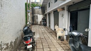  Shop For Sale in Navagam