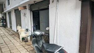 Gym in  Shop at Navagam – for Sale