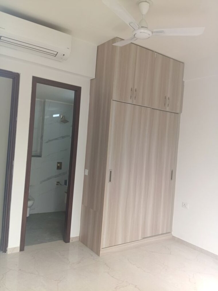 undefined, smart-world-orchard 3 Bedroom 1630 Sq.Ft. Builder Floor In Sector 61 Gurgaon 10708652