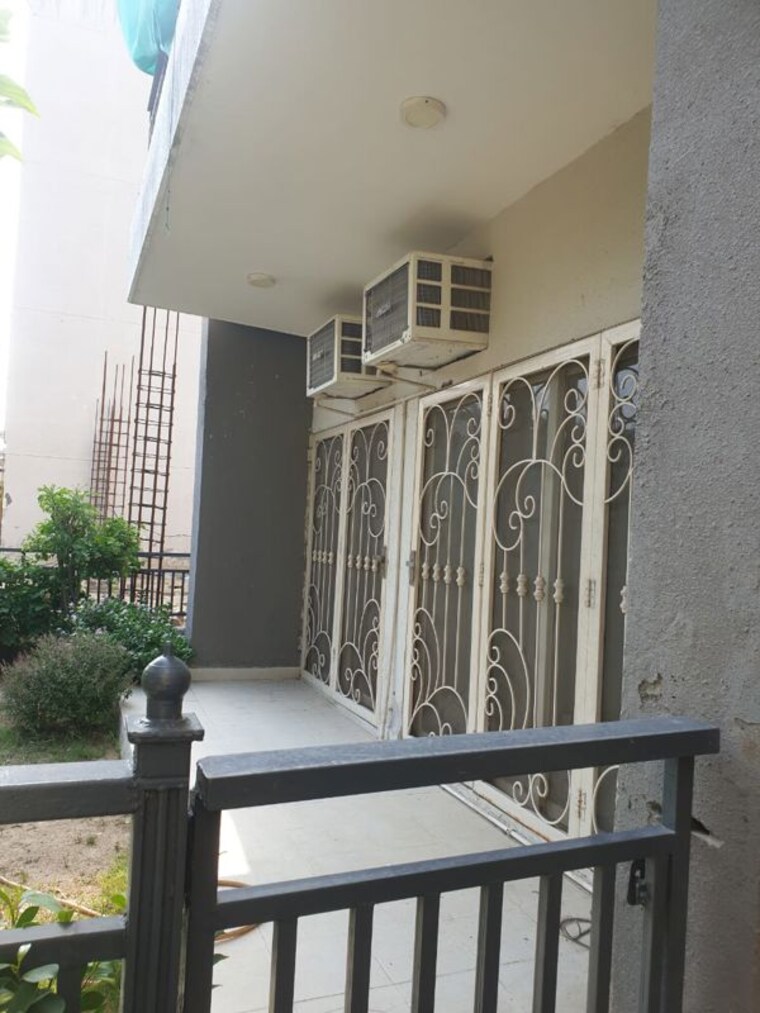 Balcony, puri-aman-vilas 3 Bedroom 350 Sq.Yd. Builder Floor In Sector 89 Faridabad 10708668