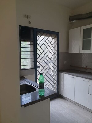 Room in 3 BHK Builder Floor at Puri Aman Vilas, Sector 89 – for Rent