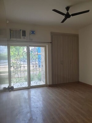 Room in 3 BHK Builder Floor at Puri Aman Vilas, Sector 89 – for Rent
