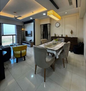 Team Area in 2 BHK Apartment at Vasant Vihar – for Rent
