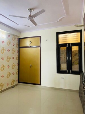 Room in 2 BHK Apartment at Shyamashish Shri Govindam Residency, Gandhi Path – for Rent