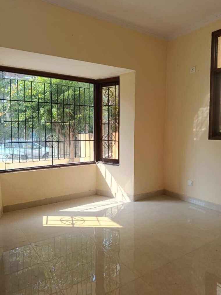 Room, mayfield garden 3 Bedroom 315 Sq.Ft. Builder Floor In Mayfield Garden Gurgaon 10708705