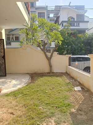 Balcony in 3 BHK Builder Floor at Mayfield Garden – for Rent