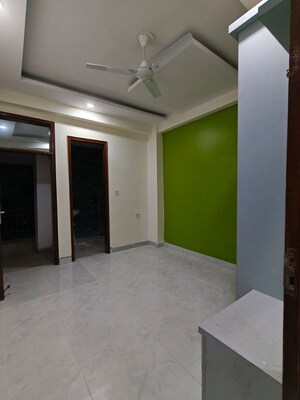 Room in 2 BHK Apartment at ABCZ East Avenue, Sector 73 – for Rent