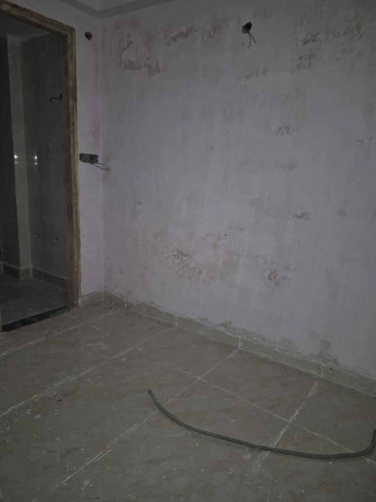 Bathroom, mayur vihar 3.5 Bedroom 980 Sq.Ft. Builder Floor In Mayur Vihar Delhi 10708709