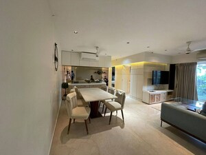 Team Area in 3 BHK Apartment at Vasant Vihar – for Rent