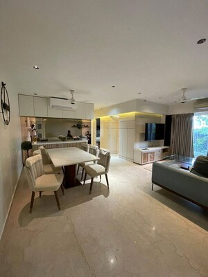 Team Area in 3 BHK Apartment at Vasant Vihar – for Rent
