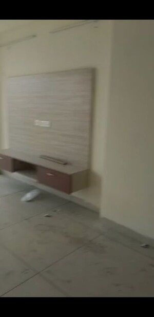 Room in 3.5 BHK Apartment at RPS Auria, Sector 88 – for Rent