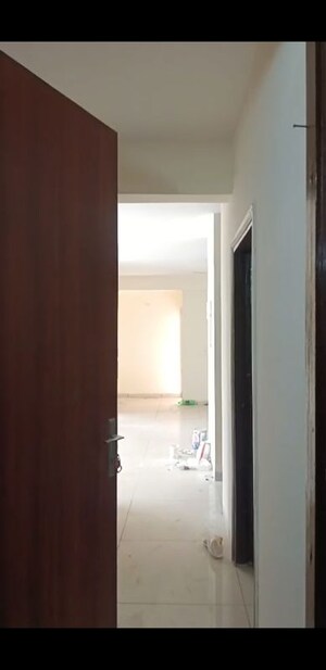 Room in 3.5 BHK Apartment at RPS Auria, Sector 88 – for Rent