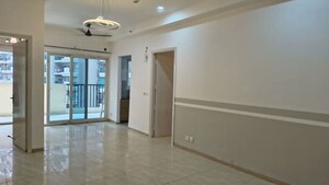 Room in 3 BHK Apartment at Gaur City 2 - 14th Avenue, Sector 16c Greater Noida – for Sale