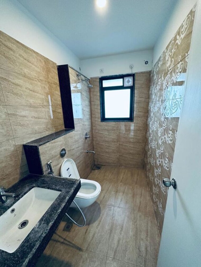 Bathroom, amanora-gold-towers 2 Bedroom 646 Sq.Ft. Apartment In Hadapsar Pune 10708780