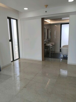 Room in 4 BHK Apartment at Lodha New Cuffe Parade, Wadala – for Rent