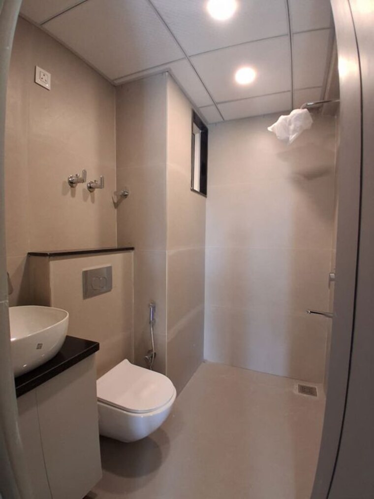 Bathroom, ambala highway 3 Bedroom 1800 Sq.Ft. Apartment In Ambala Highway Zirakpur 10708839