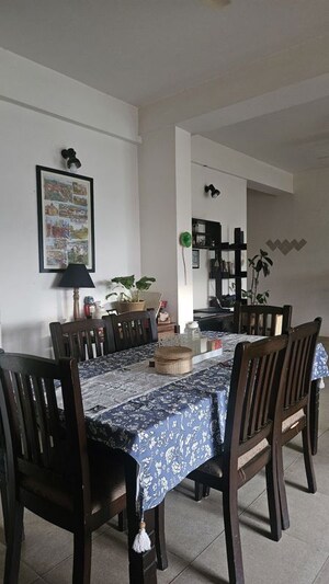  Pg For Rent in Vinay Khand 1