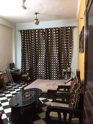 Living Room in 2 BHK Builder Floor at RWA Apartments Sector 52, Sector 52 – for Rent