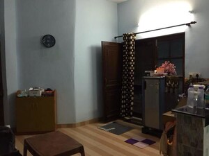 Living Room in 2 BHK Builder Floor at RWA Apartments Sector 52, Sector 52 – for Rent