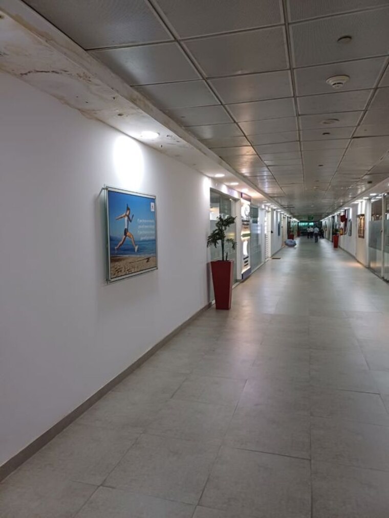 Room, kanakia-wall-street Commercial Office Space 1500 Sq.Ft. In Andheri East Mumbai 10708936