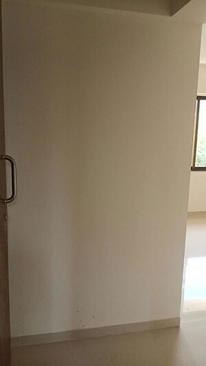 Furnished Amenities in 1 BHK Apartment at K M Horizon Palms, Owale – for Rent