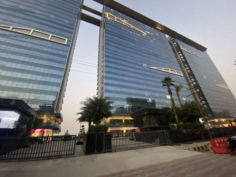 Exterior View, alphathum Commercial Office Space 532 Sq.Ft. In Sector 90 Noida 10708720