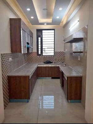 Living Room in  Pg at Vinay Khand 4 – for Rent