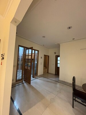Room in 2 BHK Builder Floor at Chattarpur – for Rent