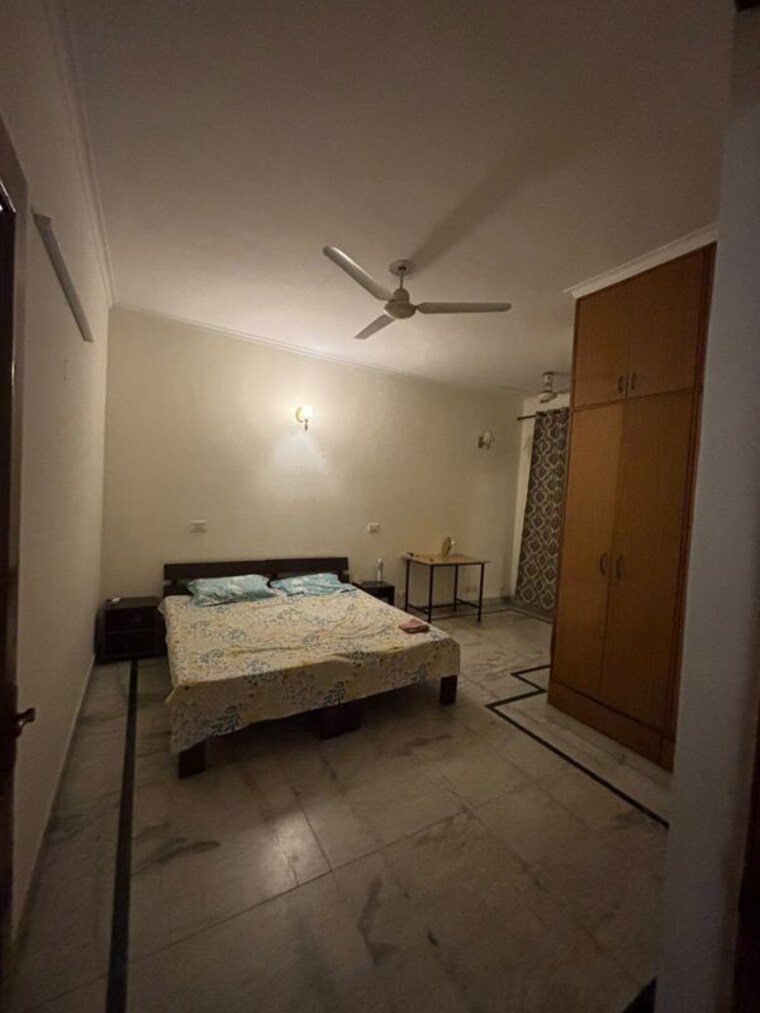 Bathroom, chattarpur 2 Bedroom 850 Sq.Ft. Builder Floor In Chattarpur Delhi 10708973