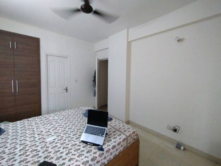 Team Area, pyramid-altia 3 Bedroom 645 Sq.Ft. Apartment In Sector 70 Gurgaon 10708997