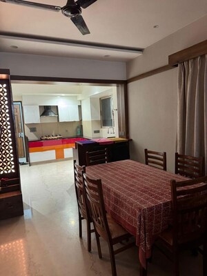 Room in 4 BHK Apartment at Ashok Nagar – for Sale