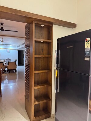 Room in 4 BHK Apartment at Ashok Nagar – for Sale