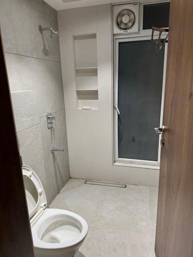 Bathroom, ashok nagar 4 Bedroom 1884 Sq.Ft. Apartment In Ashok Nagar Pune 10708962