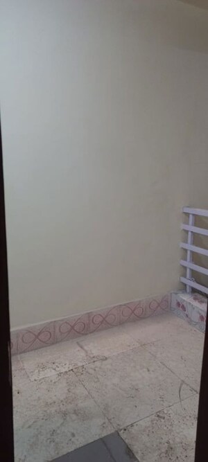 Room in 2 BHK Builder Floor at Chattarpur – for Rent