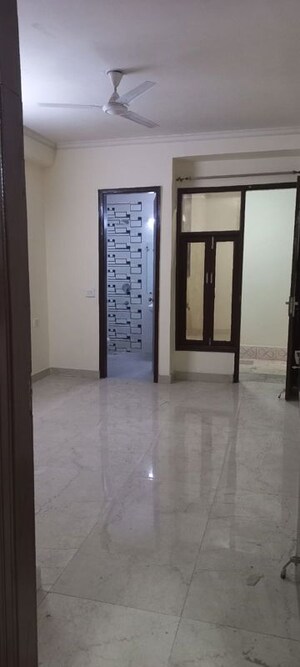 Room in 2 BHK Builder Floor at Chattarpur – for Rent