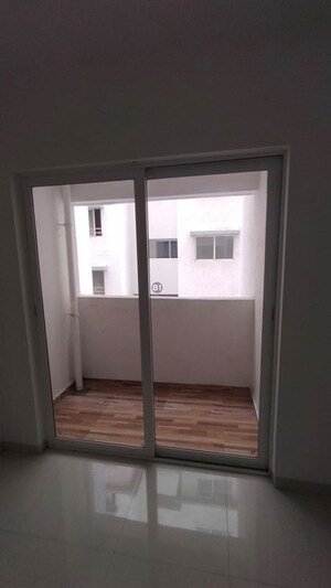 Room in 2 BHK Apartment at Kolte Patil Life Republic, Hinjewadi – for Rent