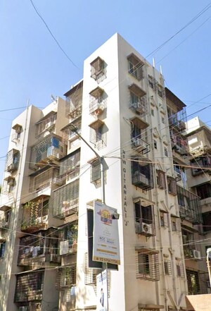 1 BHK Apartment For Rent in New Gitanjali CHS, Malad East