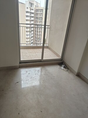 Room in 3.5 BHK Apartment at Bestech Park View Altura, Sector 79 – for Rent