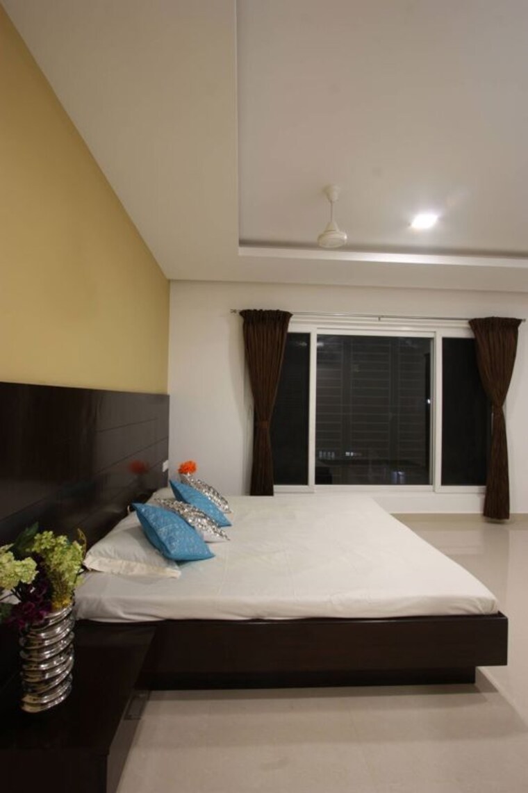 Bedroom, mahagun-mezzaria 3 Bedroom 2500 Sq.Ft. Apartment In Sector 78 Noida 10709068