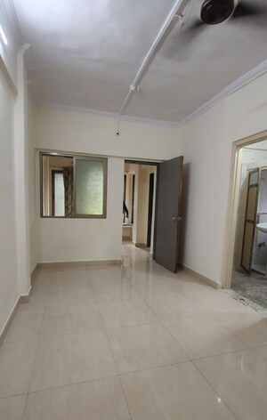 Hall in 1 BHK Apartment at Riddhi Garden, Malad East – for Rent